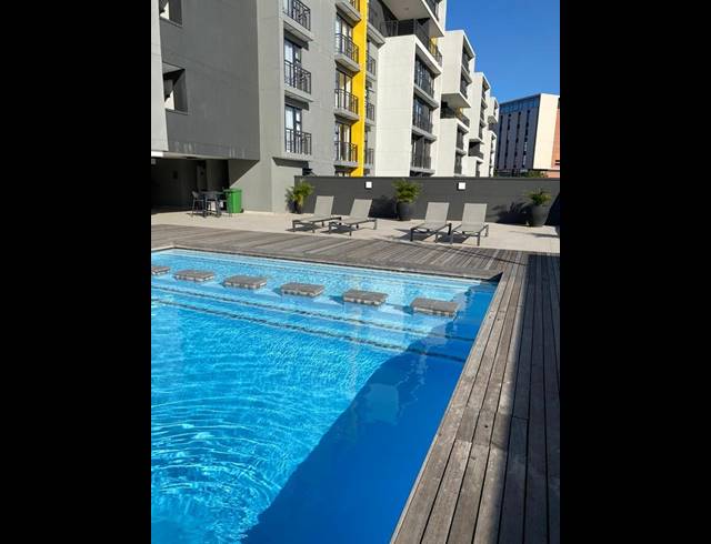 2 BEDROOM APARTMENT FOR SALE IN UMHLANGA RIDGE